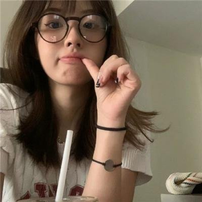 女独臂刀